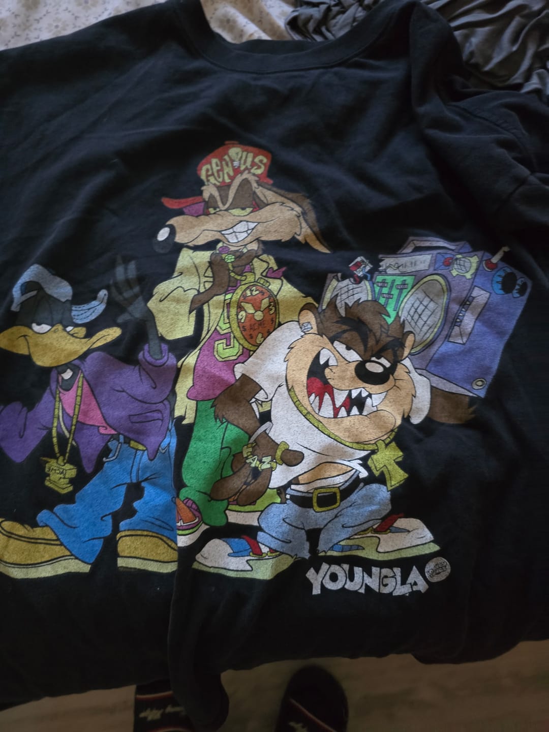 Customer photo review of 4291 - Looney Tunes Vintage Tees