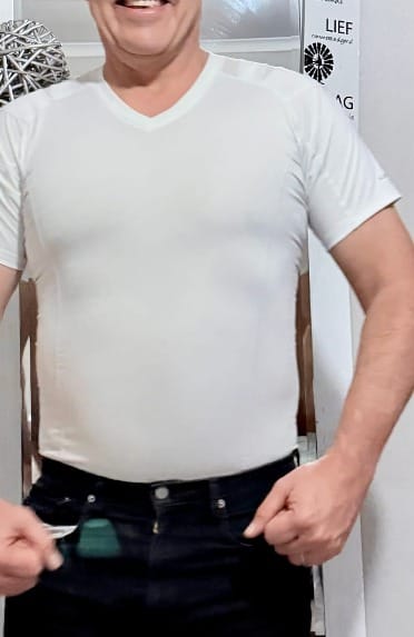 Customer photo review of Camiseta Postural Masculina - Posture Shirt® Pullover