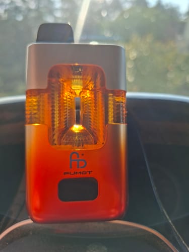 Customer photo review of Fumot - ECO 2in1 50K - Puff Jetable / Vape Disposable 2% Nicotine - Double saveur
