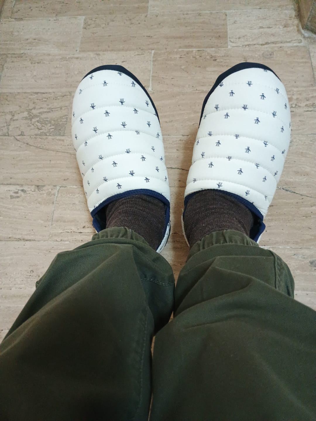 Customer photo review of Pantufla Style Mittwoch Blanco