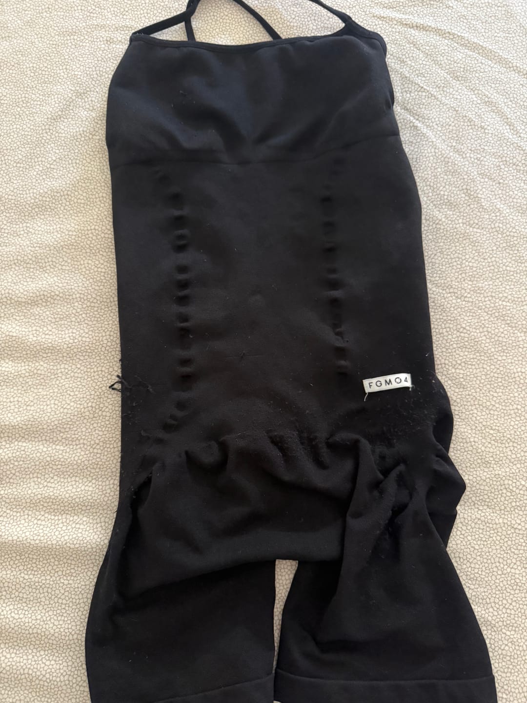Customer photo review of Jumpsuit Corta Teti Bretelline Nero