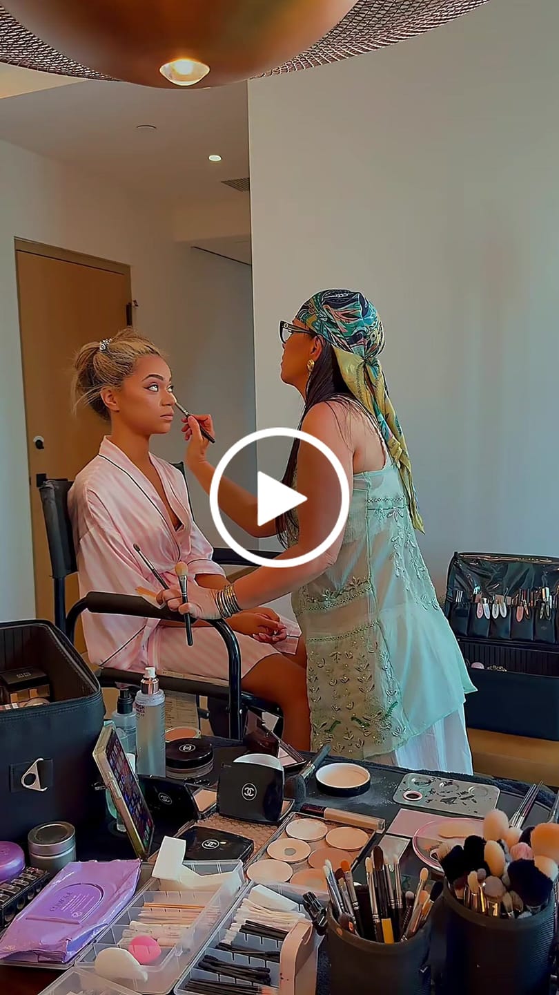 Customer video review of Taupe Crystal Mesh Coverup