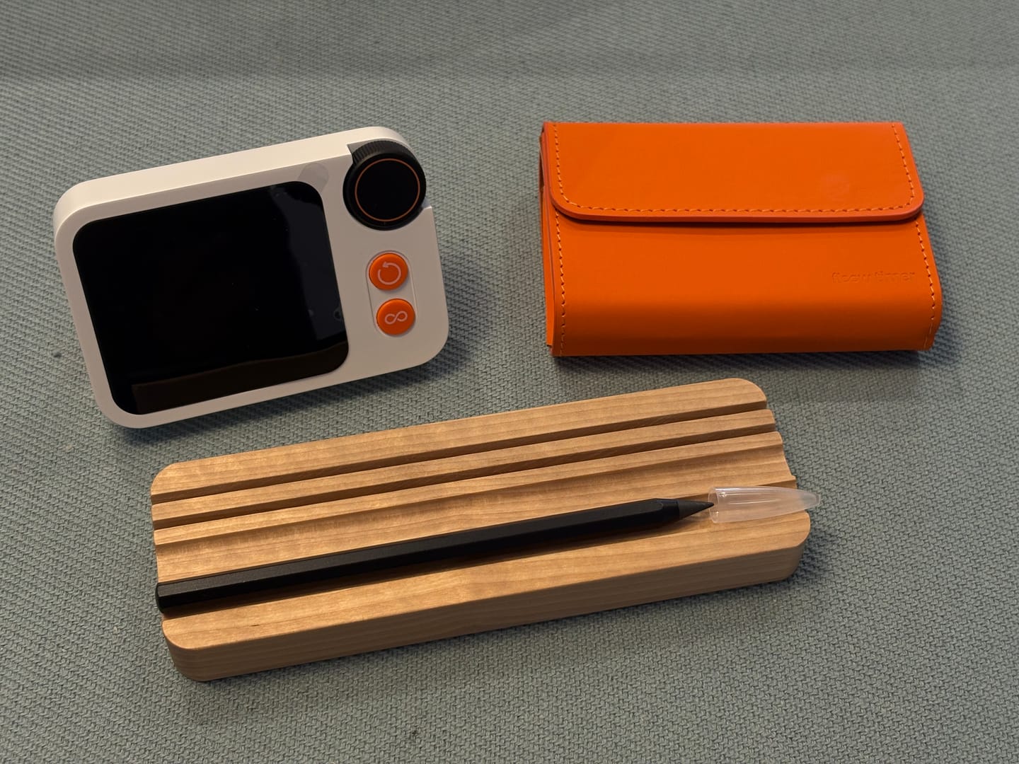 Customer photo review of Card & Pencil Tray