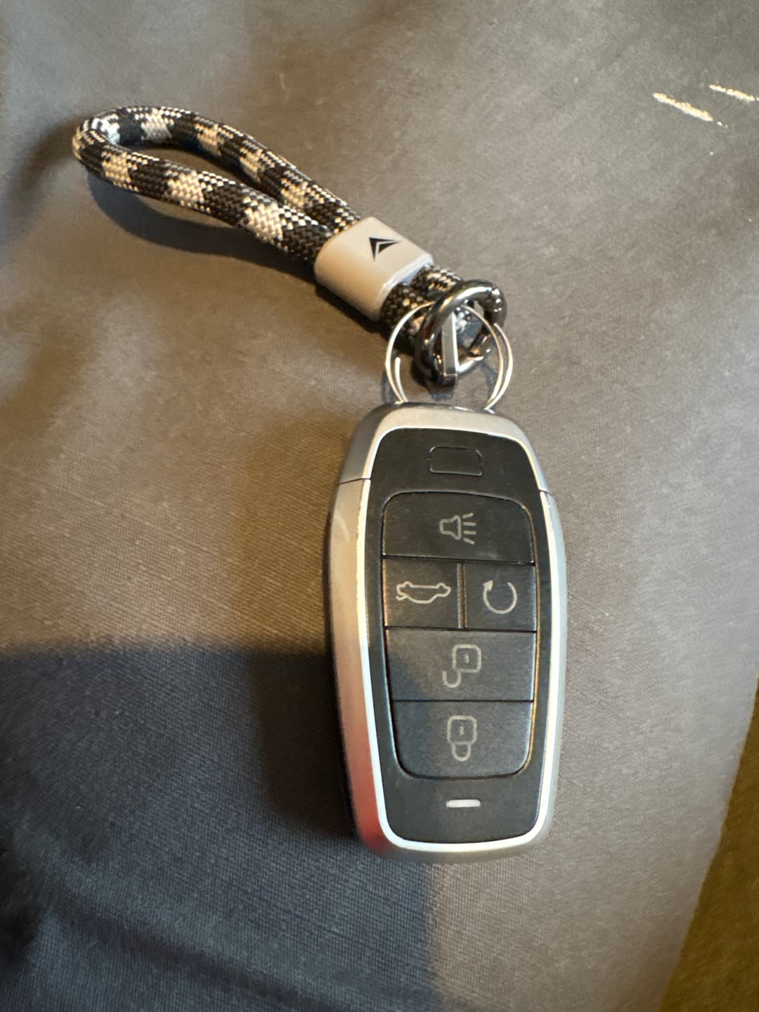 Customer photo review of Apex Key Loop