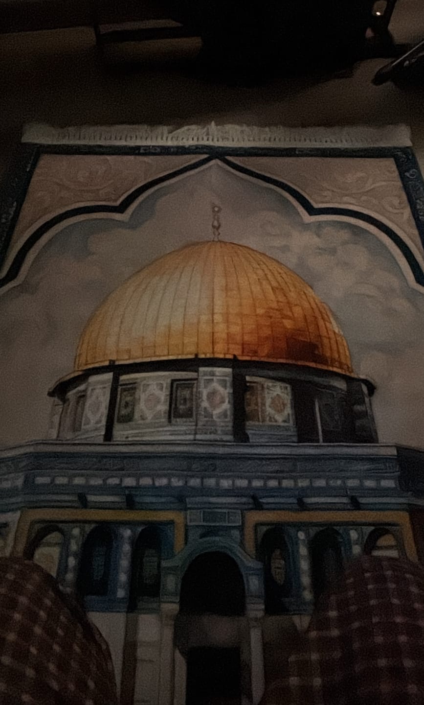 Customer photo review of Dome of the Rock Watercolor Padded Prayer Mat