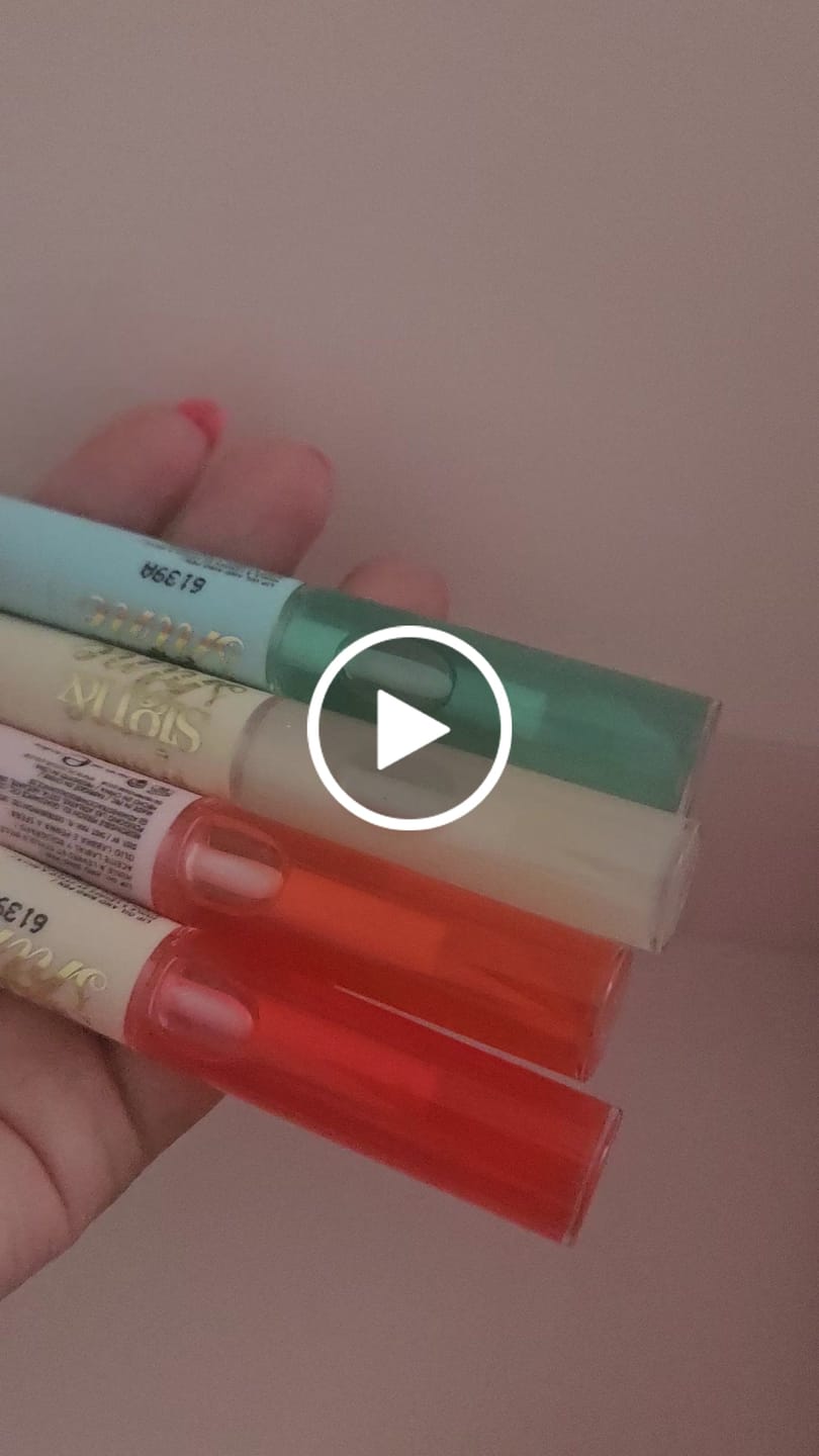 Customer video review of Back to Business Sign And Shine Lip Oil Pen