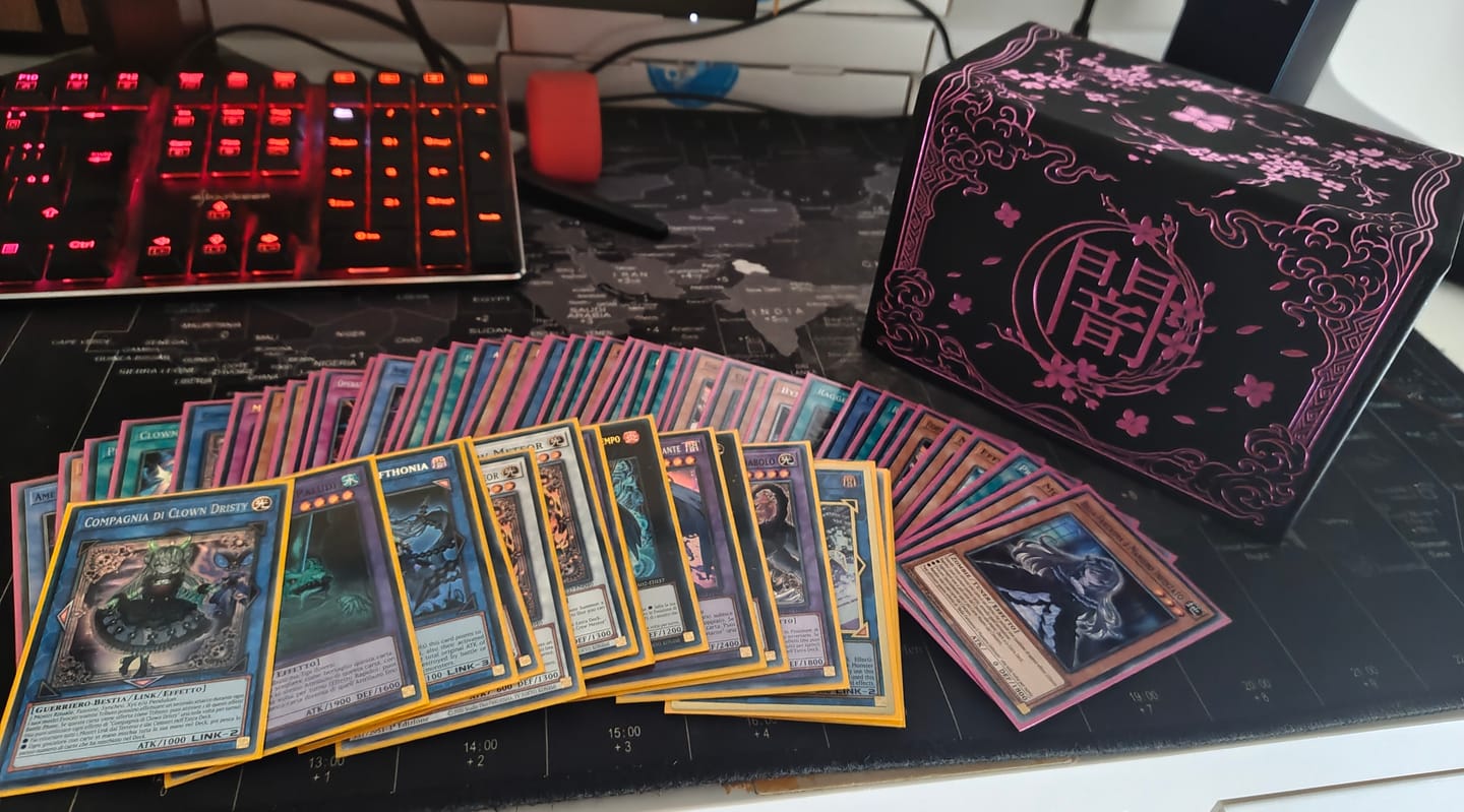 Customer photo review of DARKNESS - Deckbox