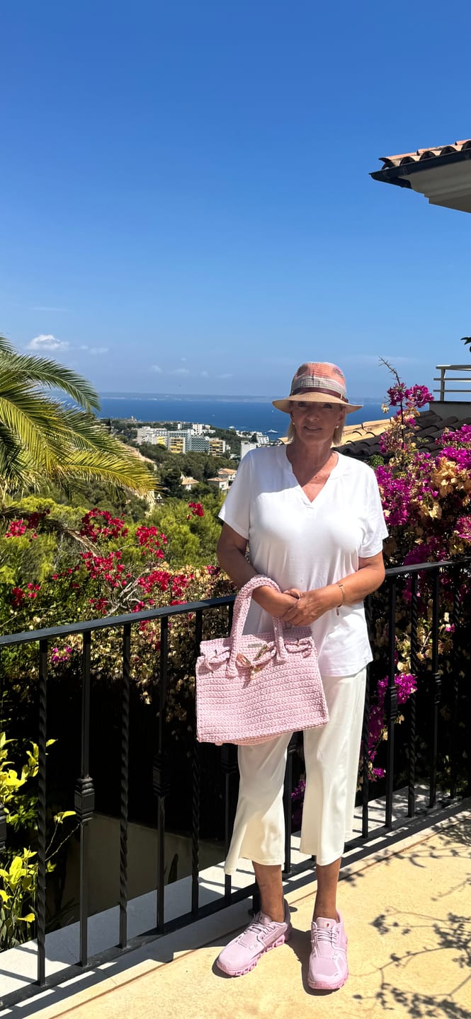 Customer photo review of Mali Mirkin’35 or 25 Pink 💗