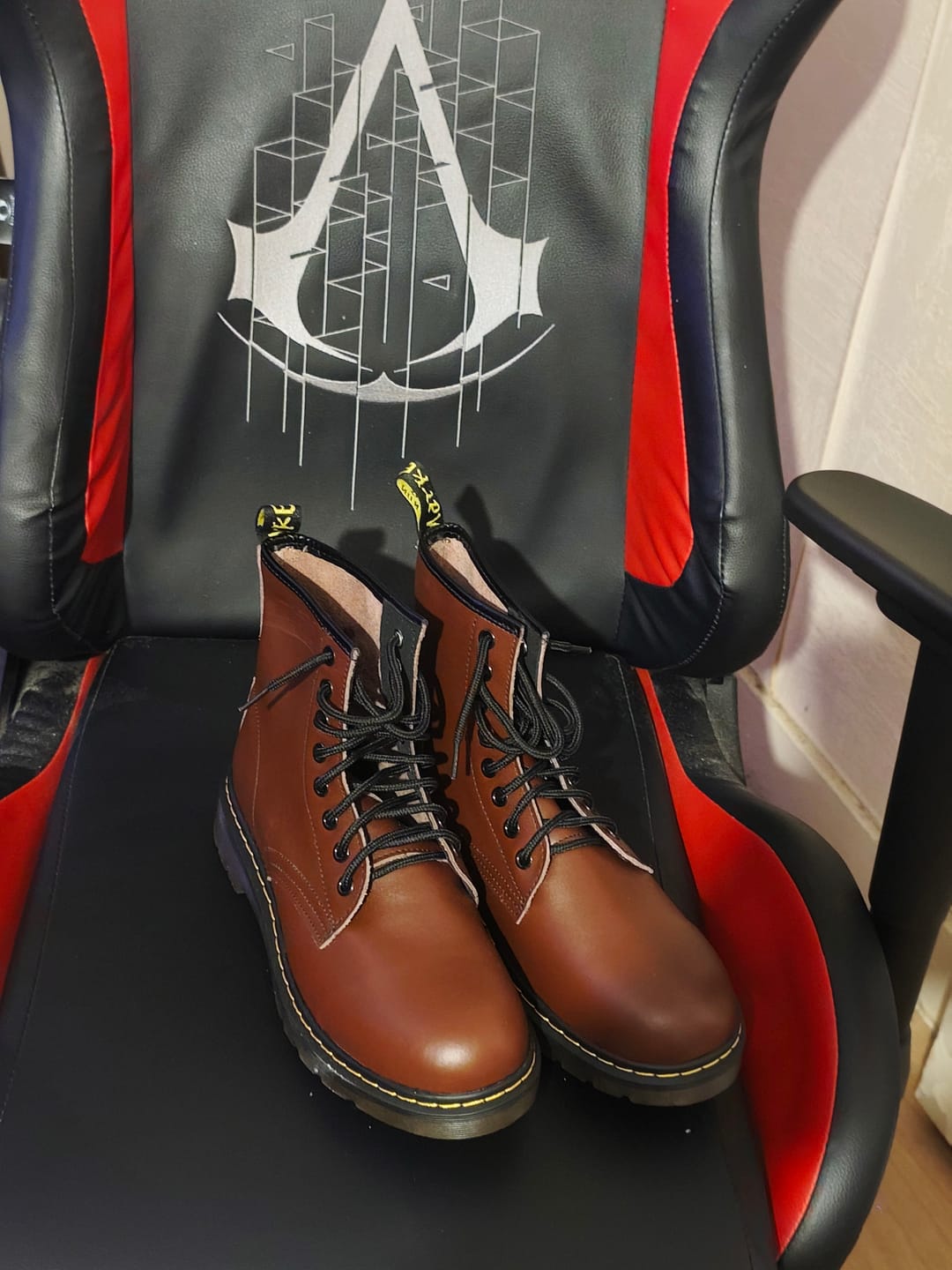 Customer photo review of Bottes Martin classiques haute qualité de style britannique