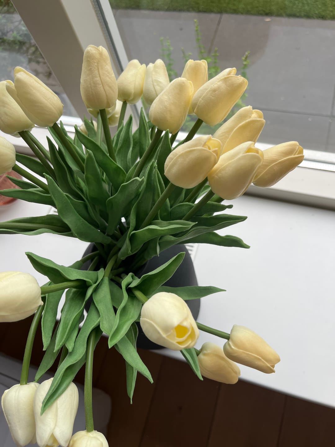 Customer photo review of Tulpen Boeket - Wit (25 stengels)