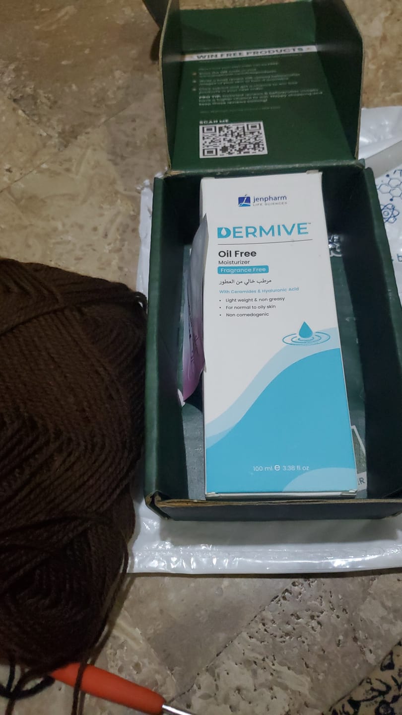 Customer photo review of Dermive Oil-Free Fragrance Free Moisturizer