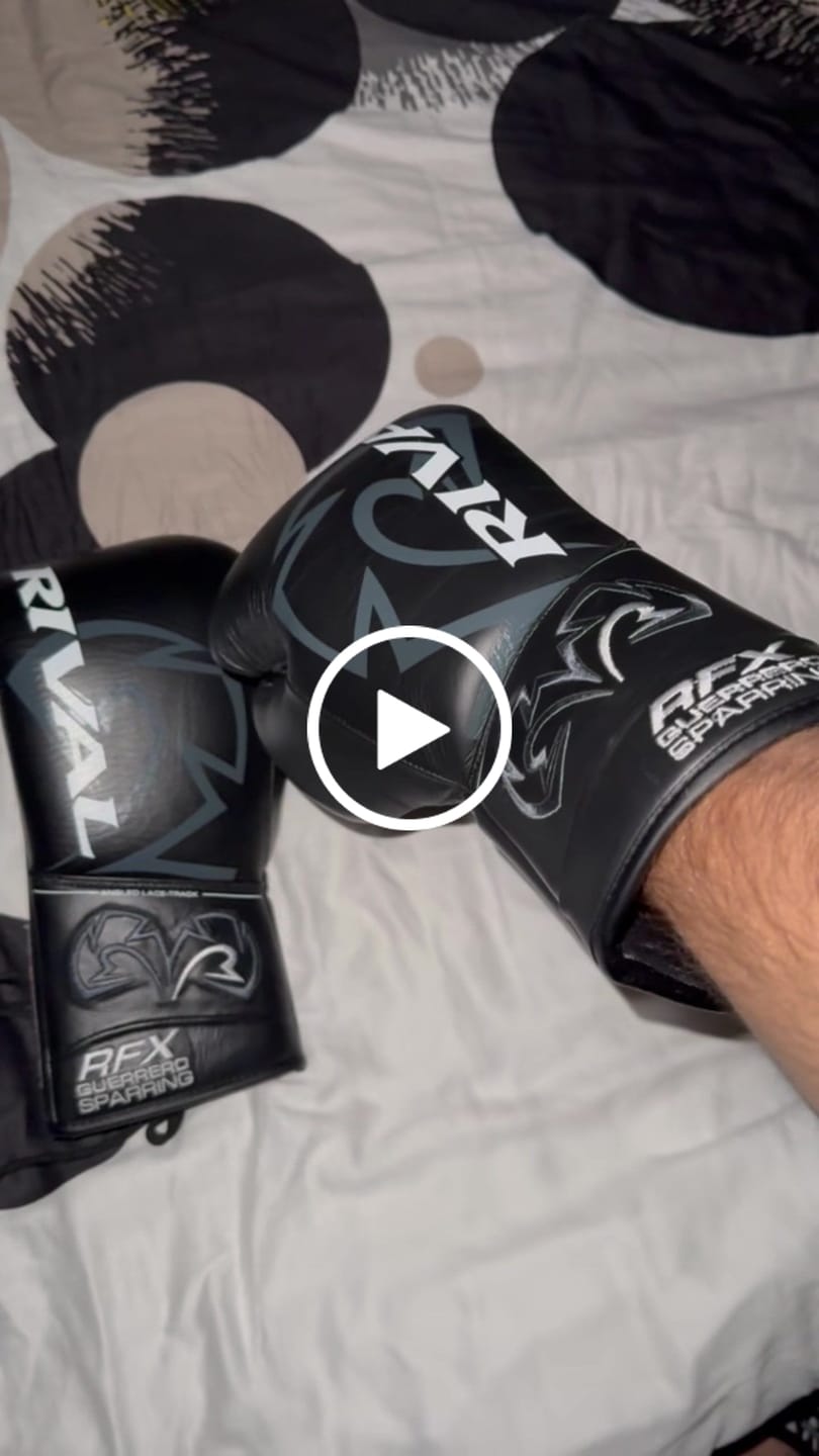 Customer video review of Bokshandschoenen Rival RFX Guerrero Sparring HDE-F Zwart (veters)