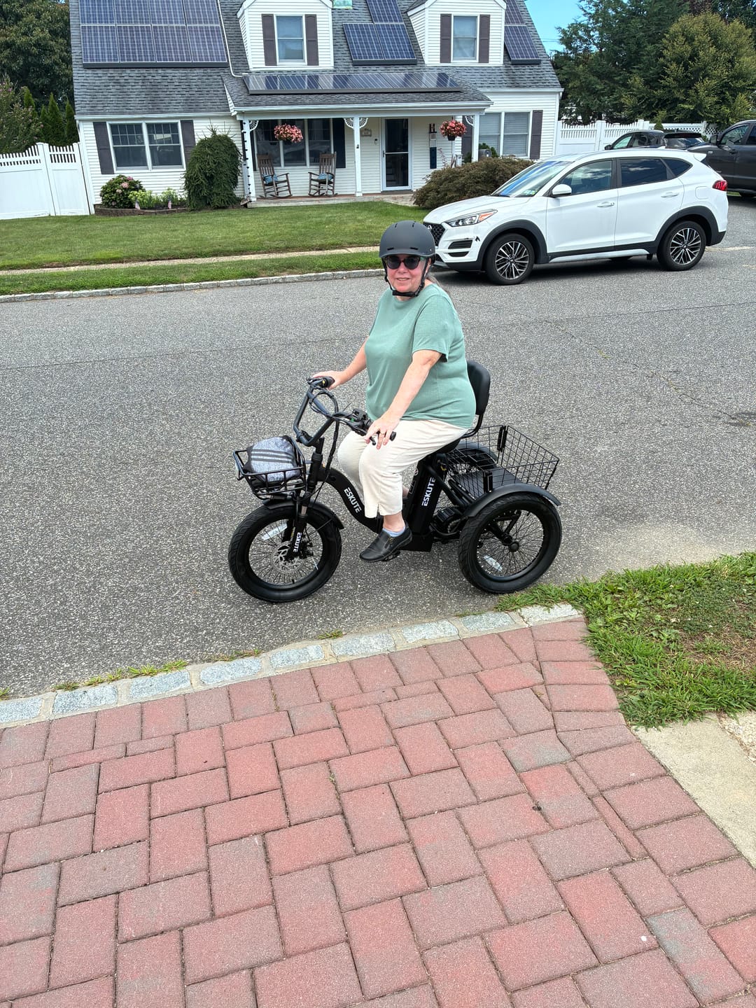 Customer photo review of Eskute® T300 Folding Electric Trike