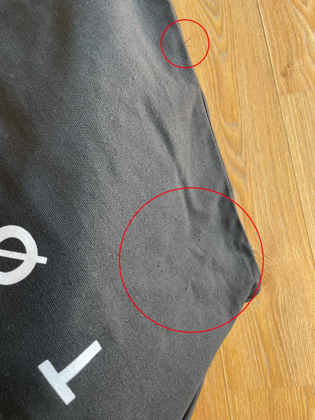 Customer photo review of Black TØTE Bag