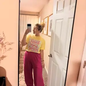 Customer photo review of Norvello™ Cropped Sweatpants