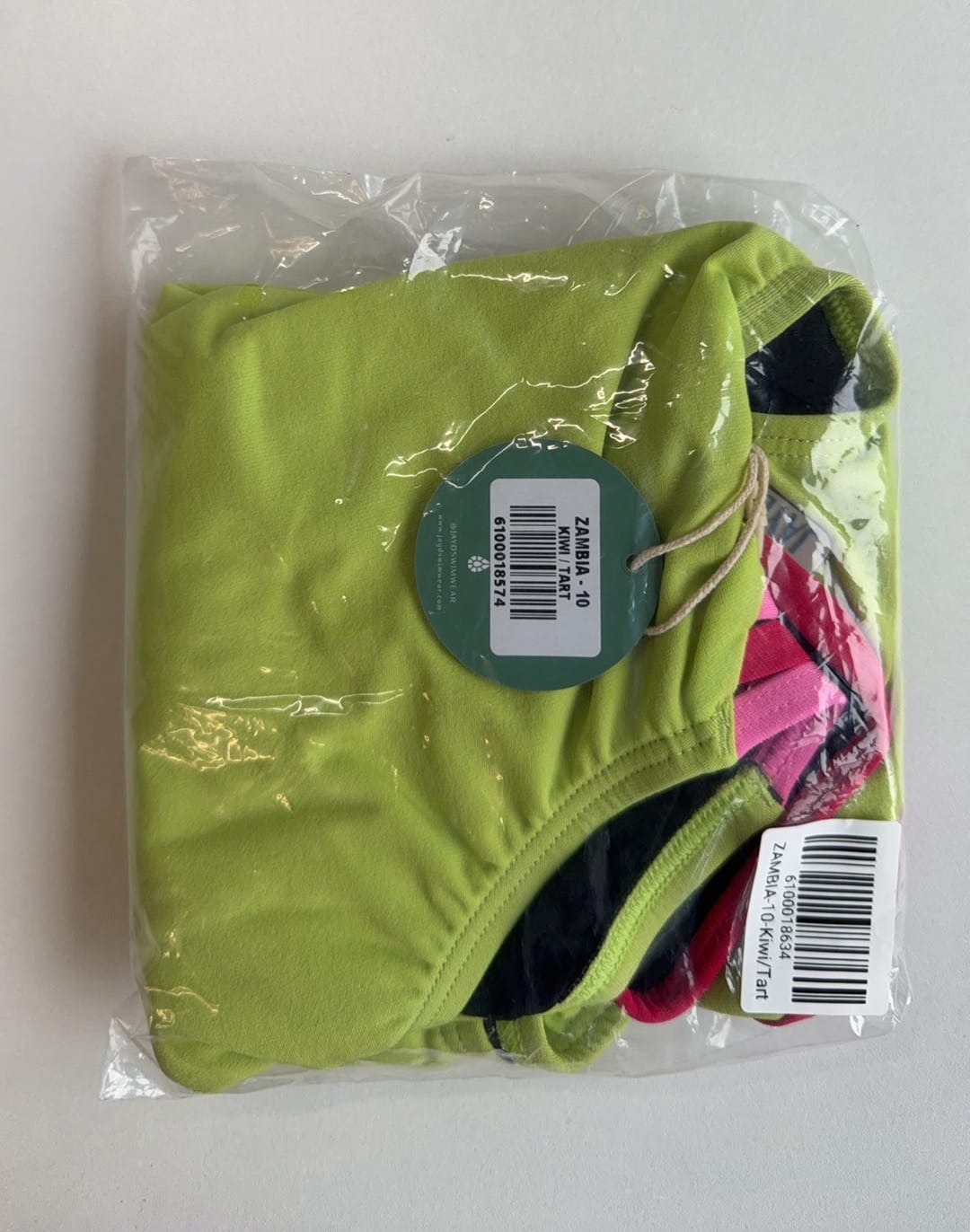 Customer photo review of ZAMBIA ONE PIECE - Kiwi|Tart