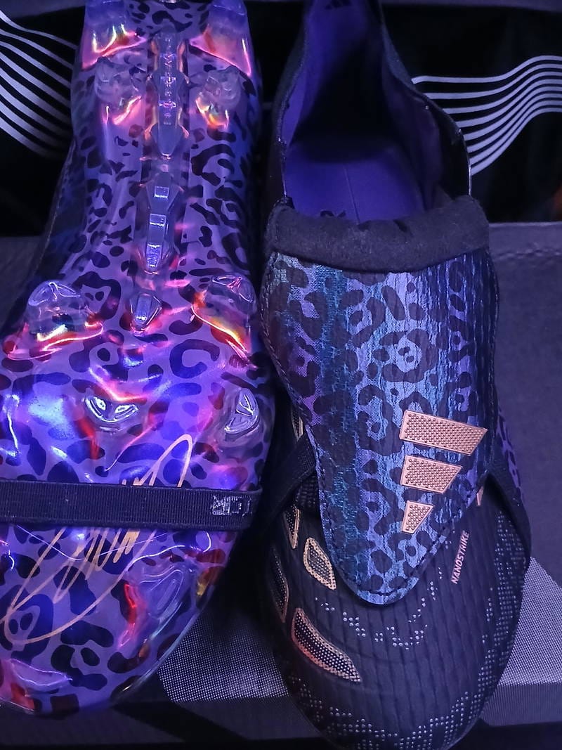 Customer photo review of Phantom 6 Low Elite SG Scary Good