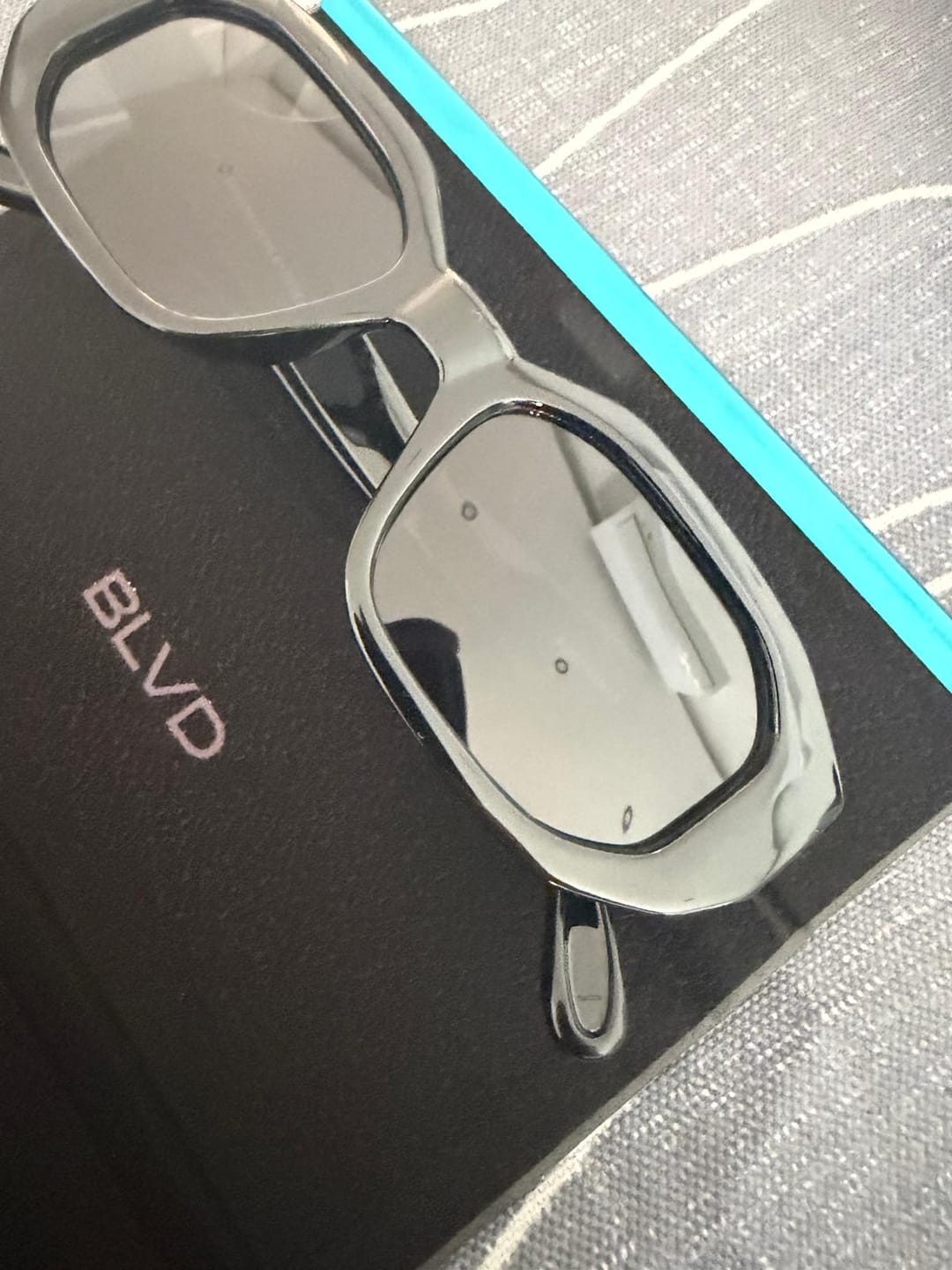 Customer photo review of THE BLACKOUTS