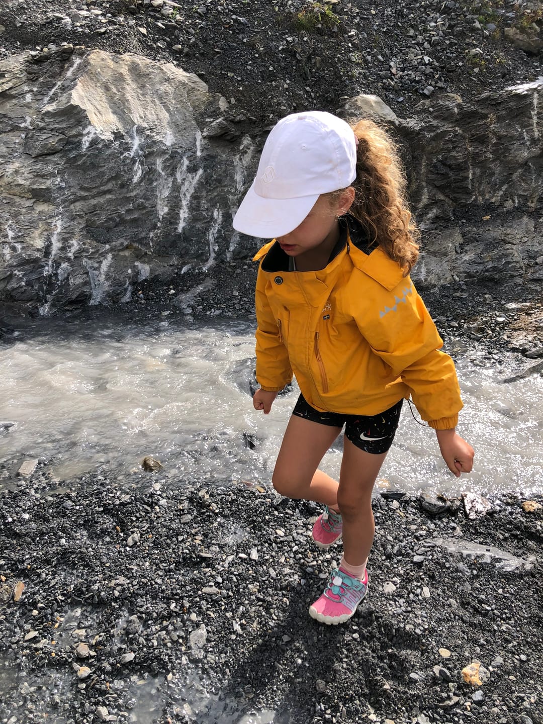 Customer photo review of Kid's Vigor I Pro - Barefoot Shoes
