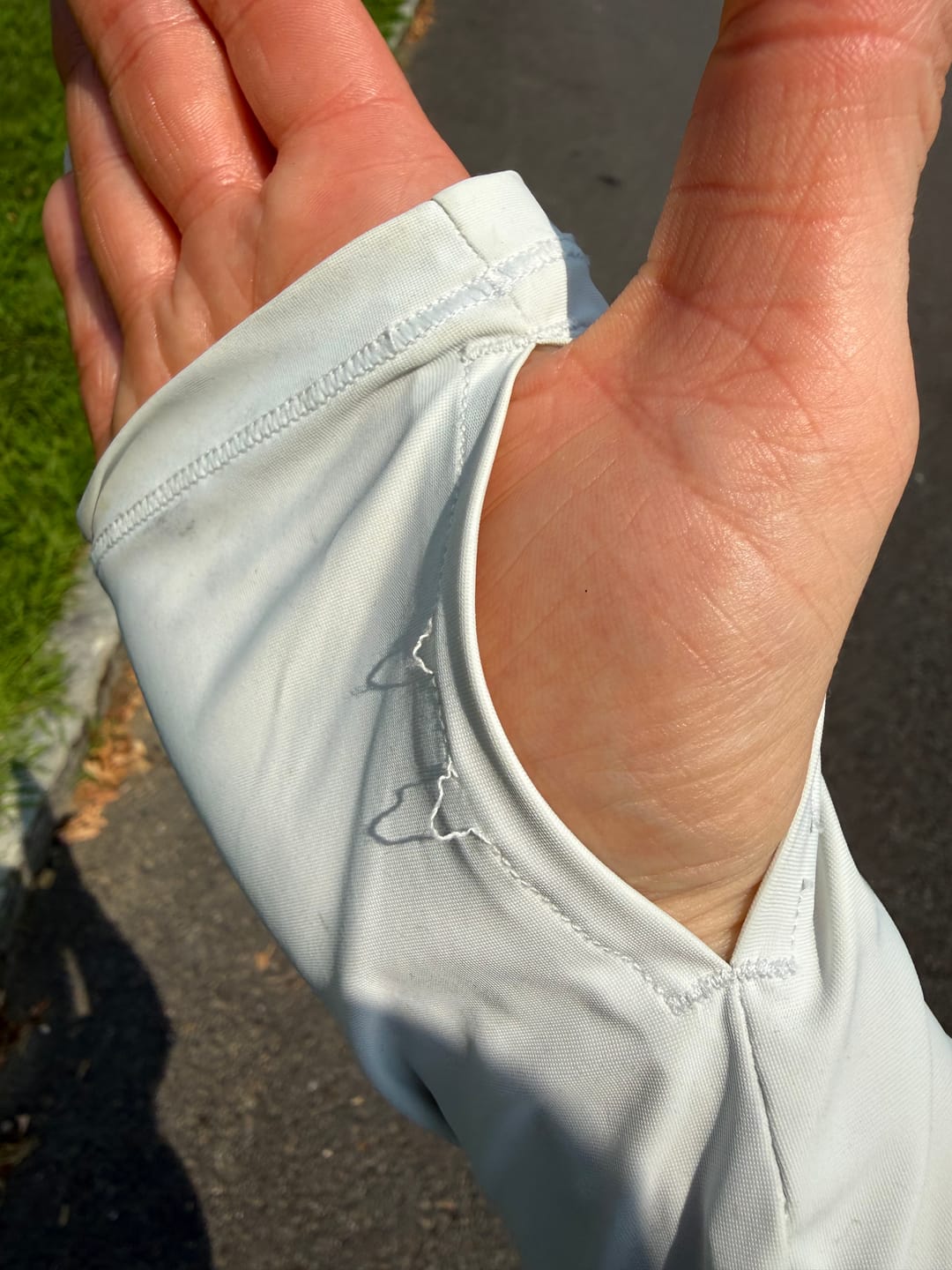 Customer photo review of Women's Slim-Fit Sun Protection Jacket UPF 100+ AL900