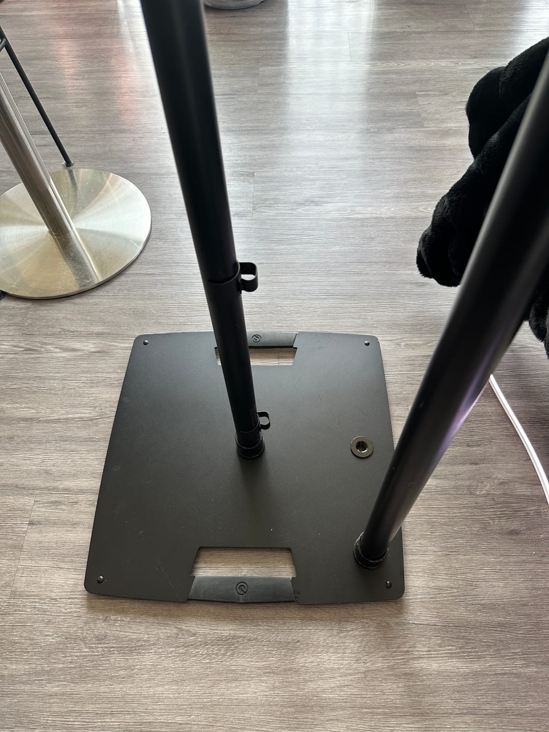 Customer photo review of Gravity TLS P 431 Touring Distance Pole for GTLS431B / GLS431B