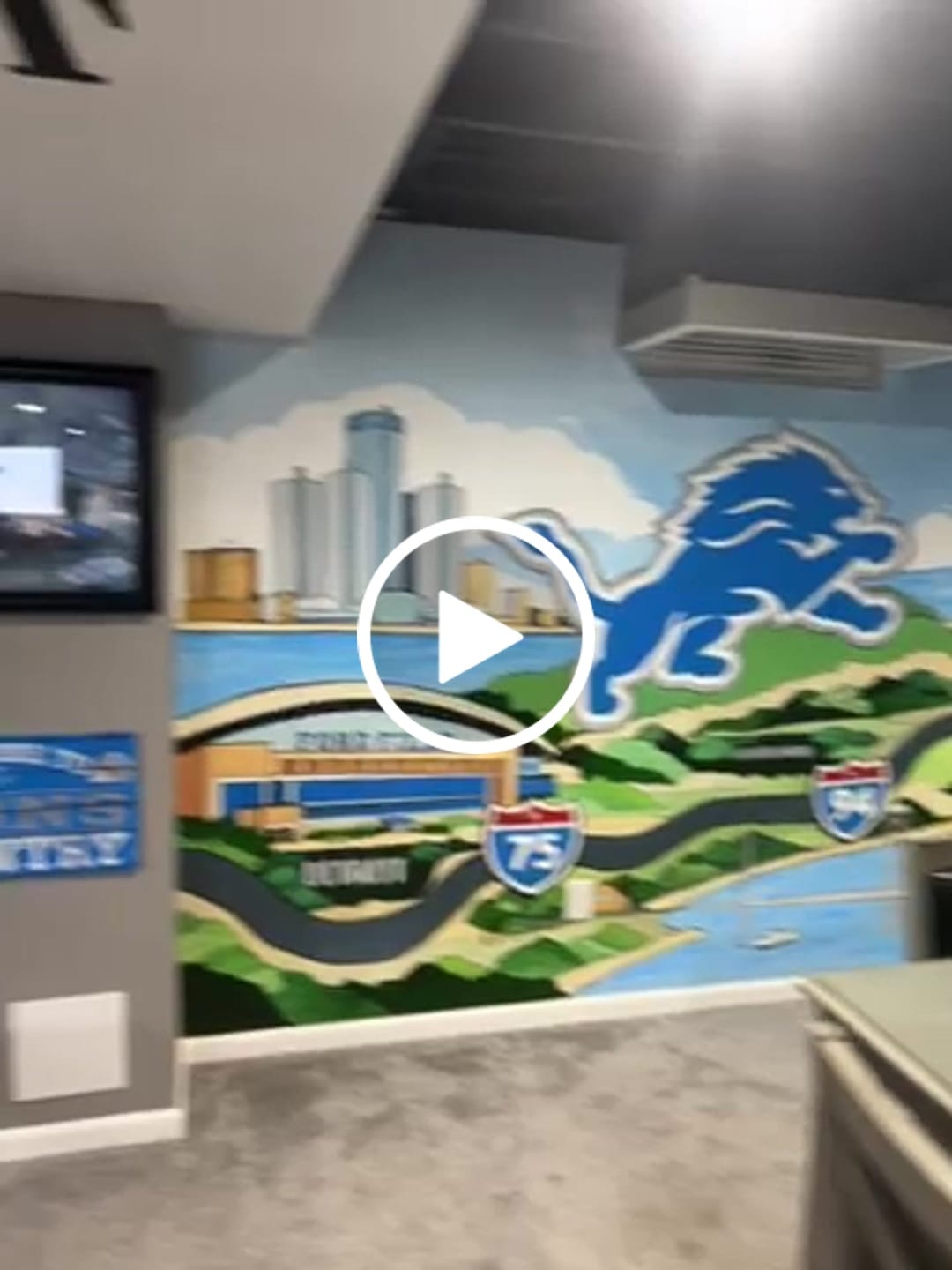Customer video review of Detroit Lions Personalized Monogram Metal Art