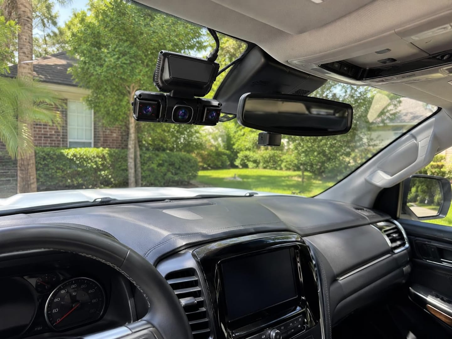 Customer photo review of BOLTHUT™ 4-Channel Dash Cam — 360° Front, Rear & Cabin, Night Vision
