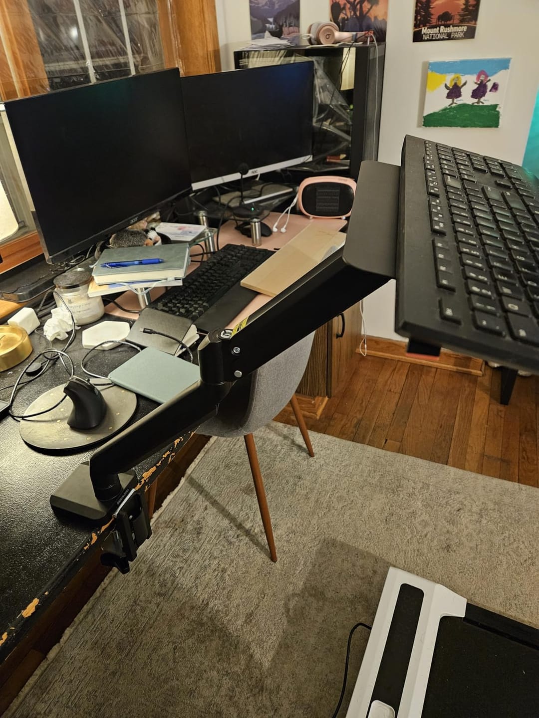 Customer photo review of 2-in-1 Laptop & Monitor Desk Mount