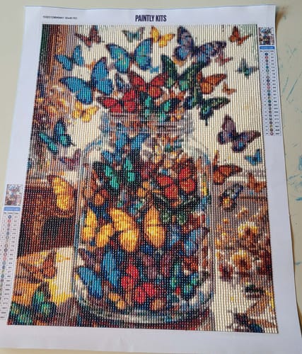 Customer photo review of Butterflies In Glass Jar (Diamond Painting)