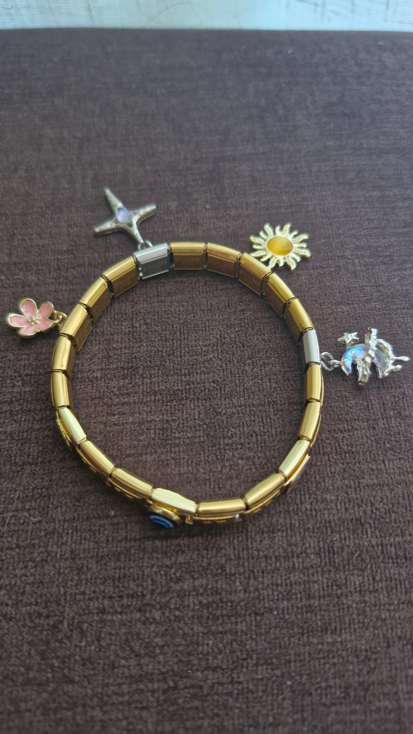 Customer photo review of Pulsera Estrellas Italiana para Charms