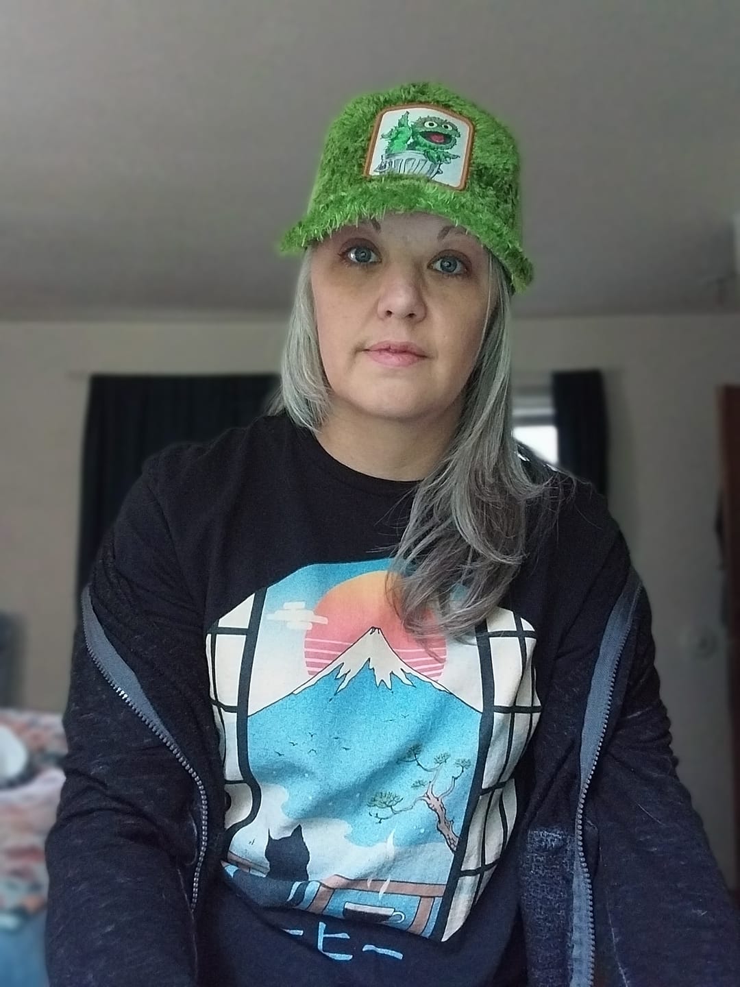 Customer photo review of OVERLORD X Sesame Street: Oscar The Grouch