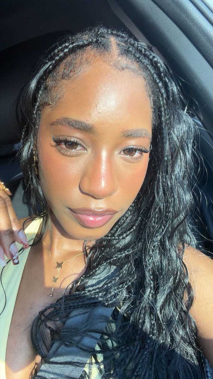 Customer photo review of Eyemoody Misty Brown | 6 Months, 2 pcs