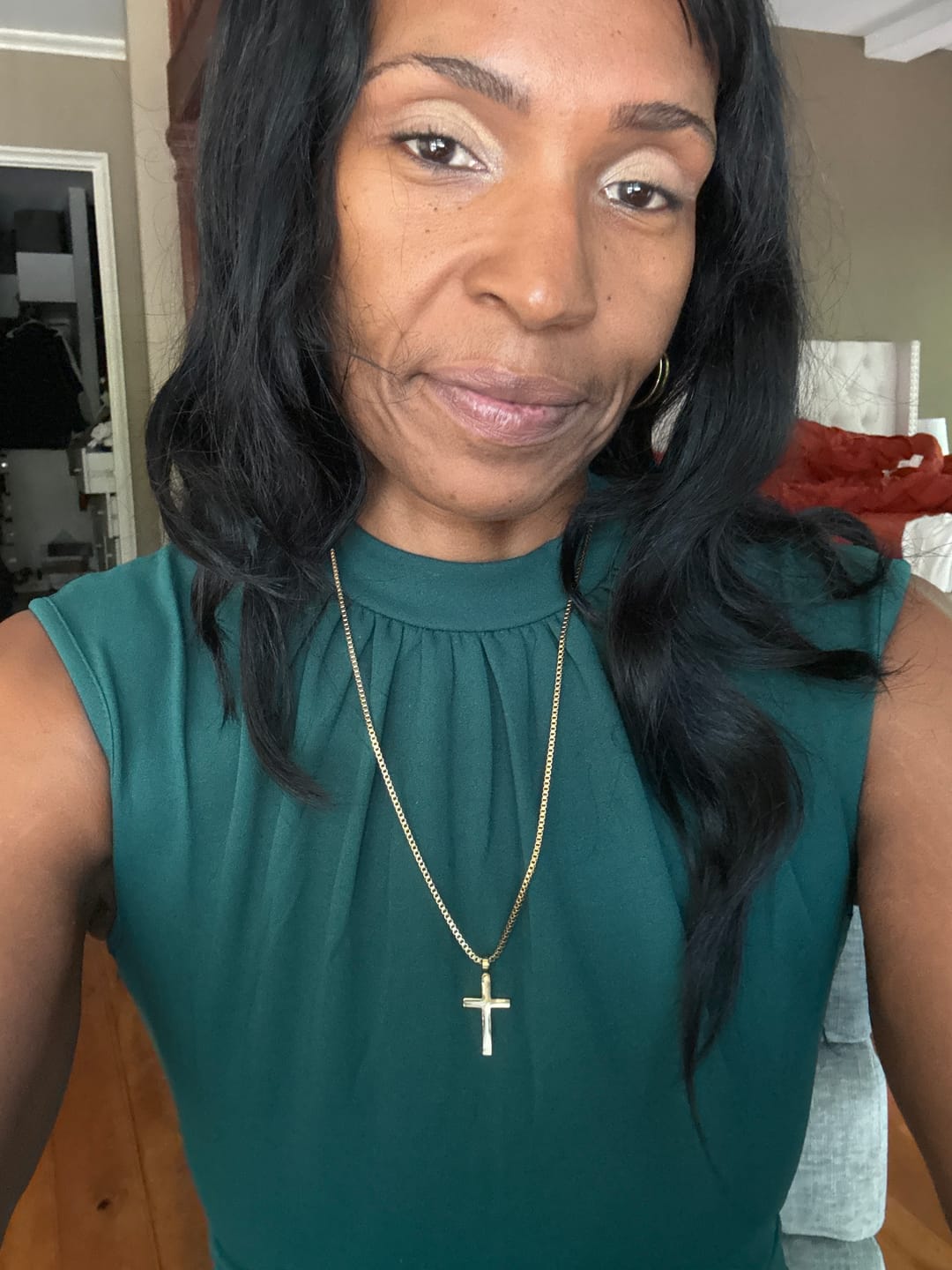 Customer photo review of Classic Cross & Box Chain
