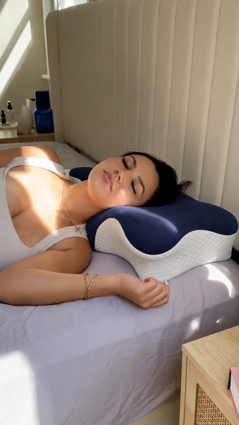 Customer photo review of NIVA Cervical Pillow® Almohada Cervical
