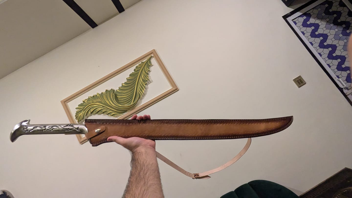 Customer photo review of Thrunduil Sword ( Including wall mount)