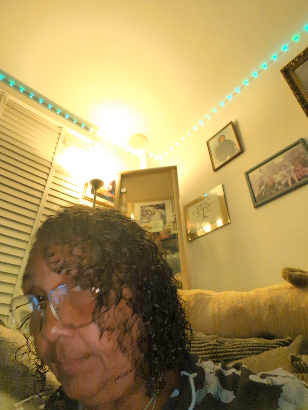 Customer photo review of Curly hair Detangler Brush