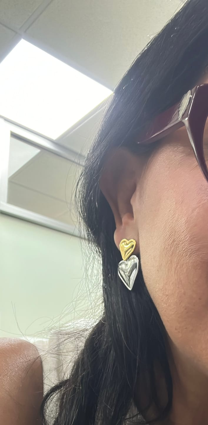 Customer photo review of Par Arete Doble Corazon