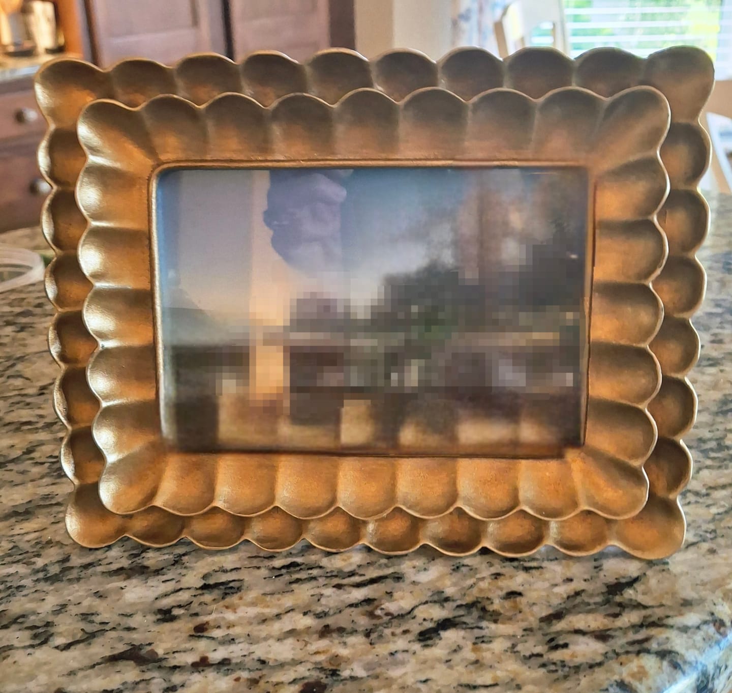 Customer photo review of Poppy Scalloped Frame
