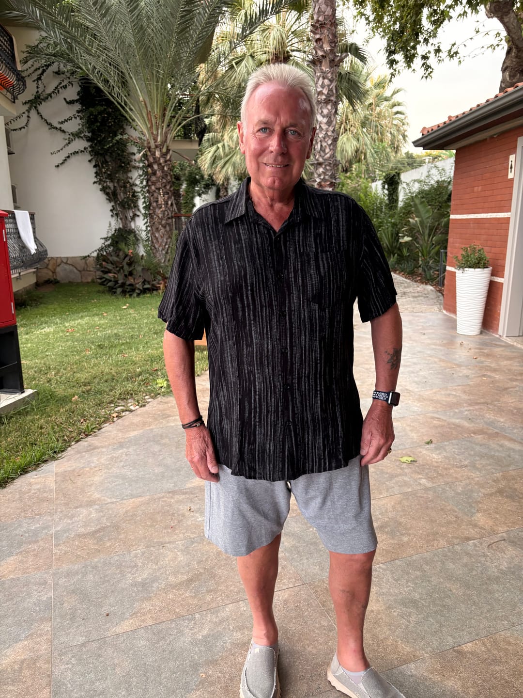 Customer photo review of Men's Breathable Short Sleeve Pocket Black Striped Shirt