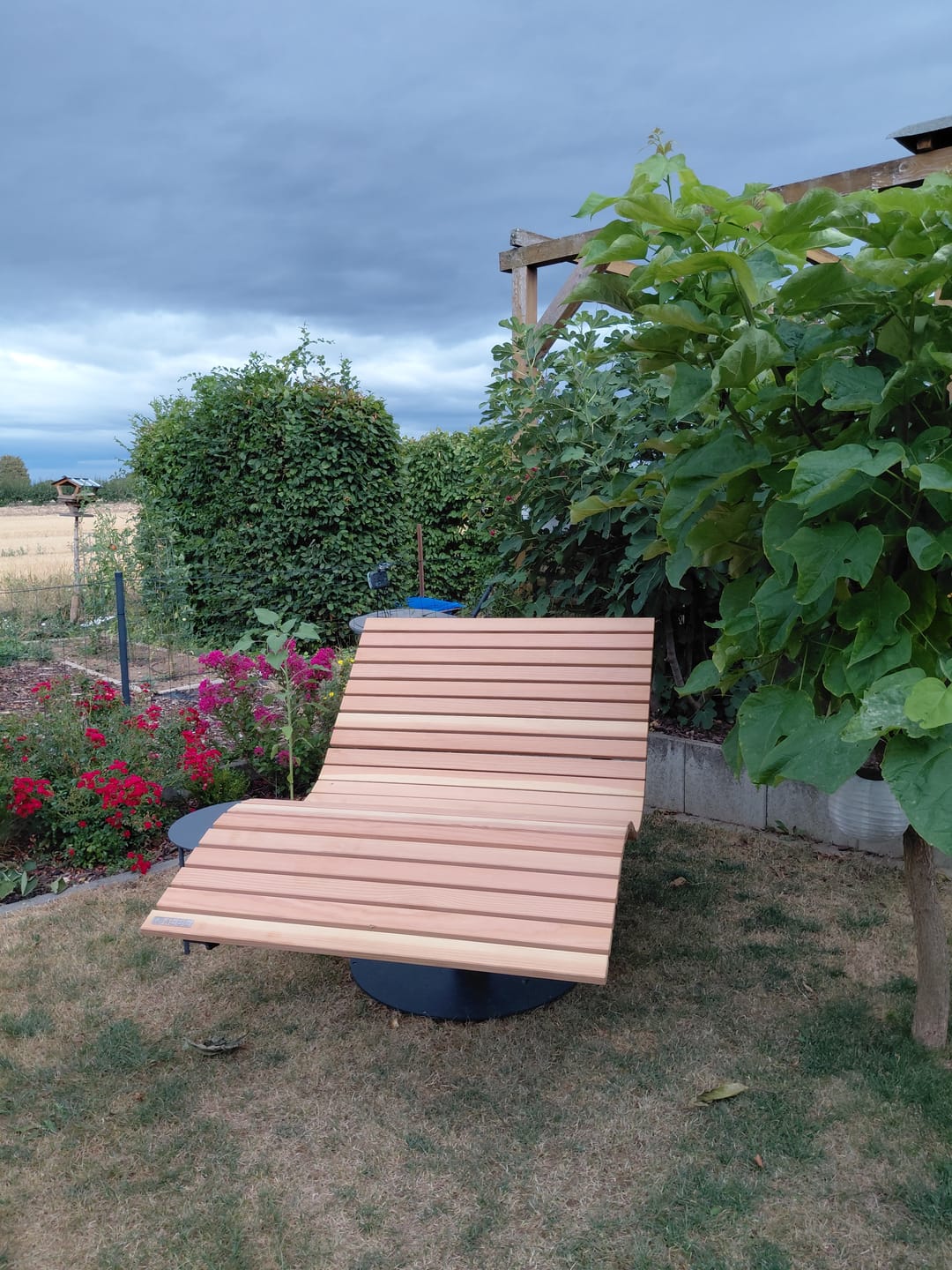 Customer photo review of MEBE Wave Lounge - drehbare Gartenliege für 2 Personen