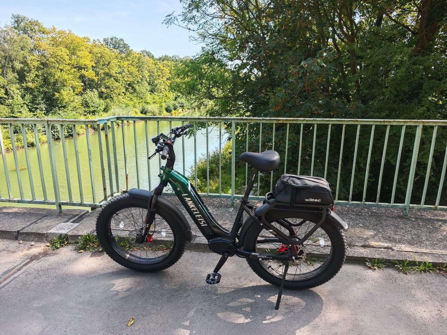 Customer photo review of Lankeleisi MG600 Plus 26" Fat Bike 960Wh All Terrain SUV E-Bike with Switchable Sensor 48V 20Ah Battery