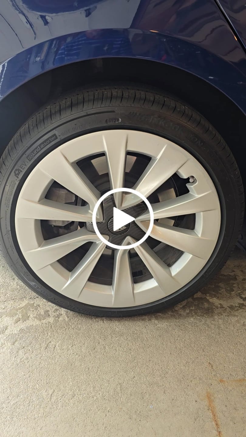 Customer video review of Tesla Wheel Curb Rash Repair Kit for Model 3 19-inch Silver Stiletto Sport Rims with Color-matched Touch-Up Paint