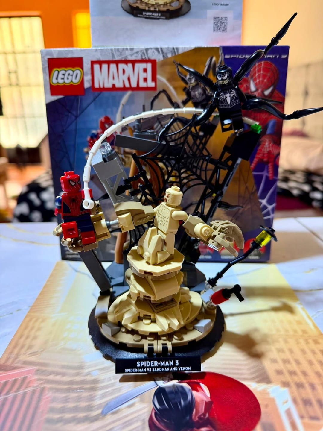 Customer photo review of Batalla Legendaria: Spider-Man vs. Sandman