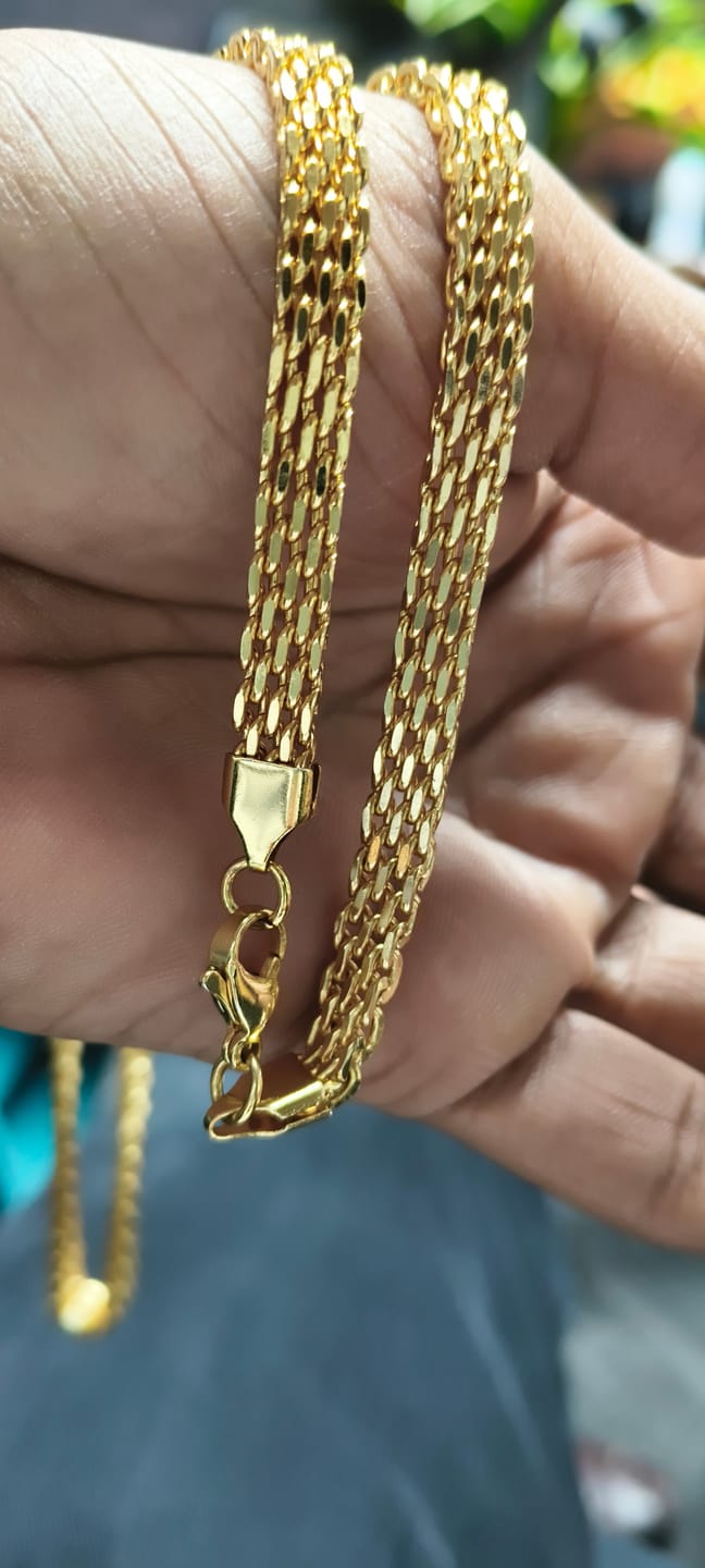 Customer photo review of 18K Gold Plated Waterproof Anti Tarnish Weave Chain