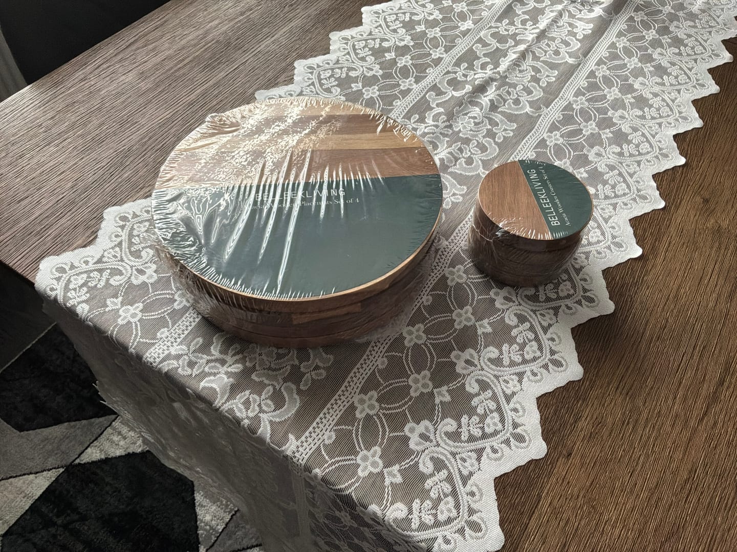 Customer photo review of Belleek Living Acacia Wooden Placemats Set of 4