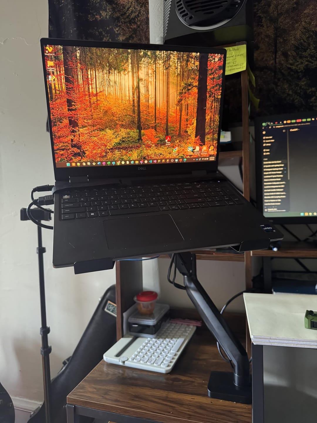 Customer photo review of 2-in-1 Laptop & Monitor Desk Mount