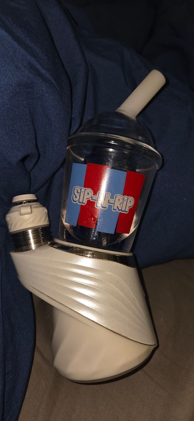 Customer photo review of Sip-N-Rip Peak Top