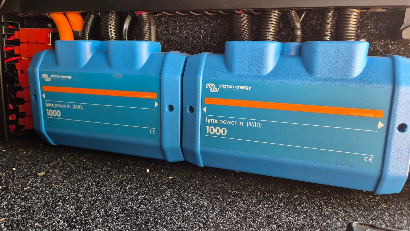 Customer photo review of VICTRON Lynx Power In (M10) | (LYN020102010)