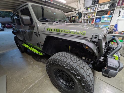 Customer photo review of RUBICON Hood Lettering | Set of 2