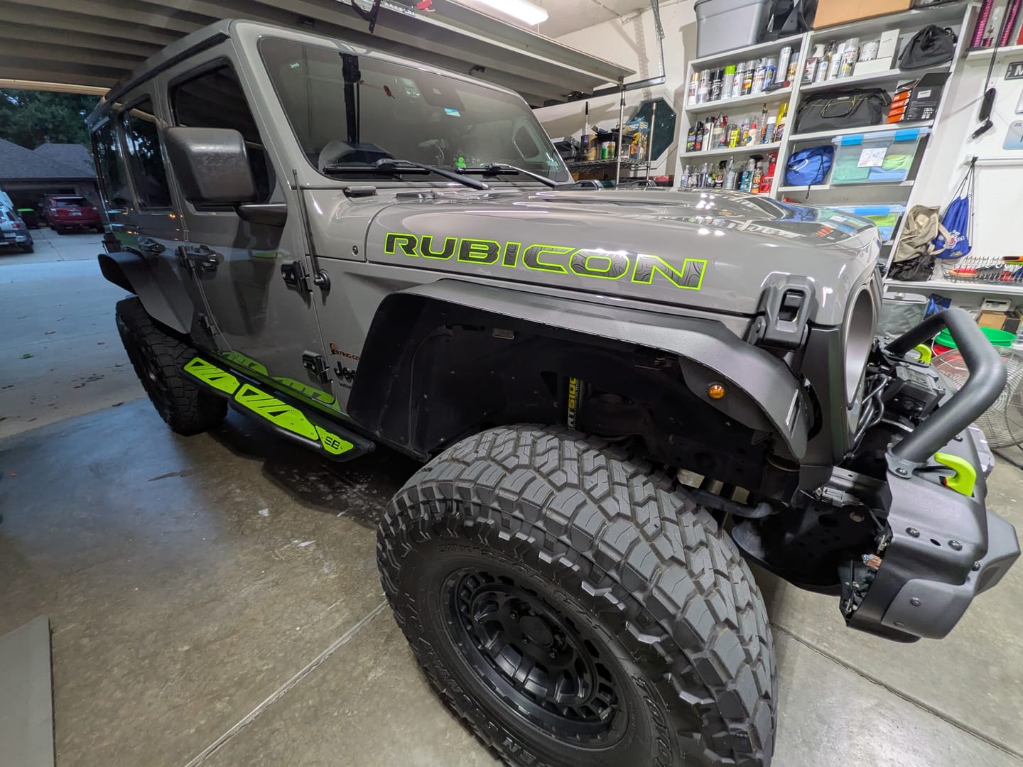 Customer photo review of RUBICON Hood Lettering | Set of 2